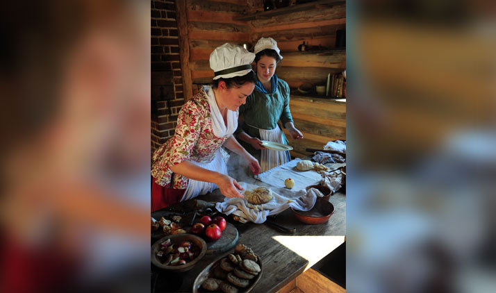 Bäckerinnen in Colonial Williamsburg