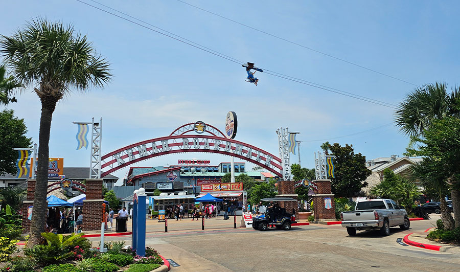 Kemah Boardwalk - Vergnügungspark und Ausgehmeile mit Wasserblick