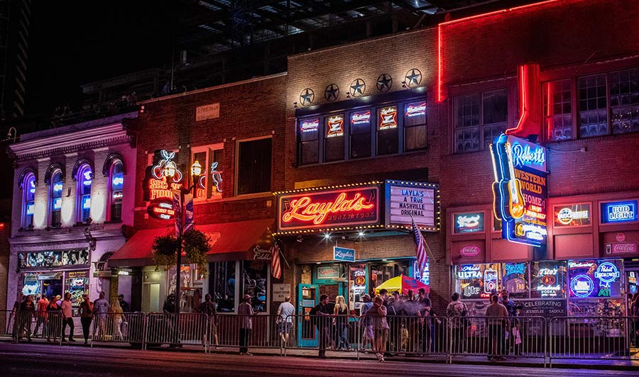 Legendäre Musikkneipen auf Nashvilles Broadway